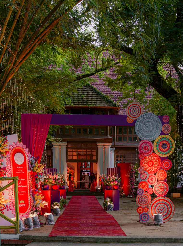 Intimate luxury wedding in Kerala